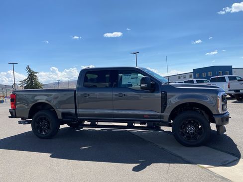 New 2026 Ford F250 XLT w/ XLT Premium Package image 16