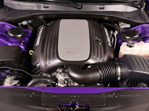 Used 2023 Dodge Charger R/T w/ Performance Handling Group RWD image 19