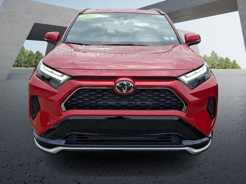 Certified 2025 Toyota RAV4 SE w/ Weather & Moonroof Package AWD/4WD image 2