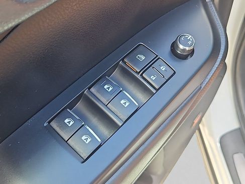 Used 2019 Toyota Highlander Limited Platinum AWD/4WD image 29