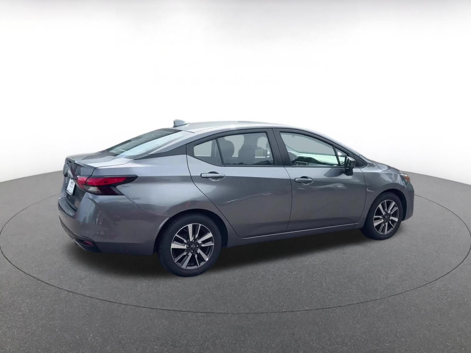Used 2025 Nissan Versa SV FWD image 12