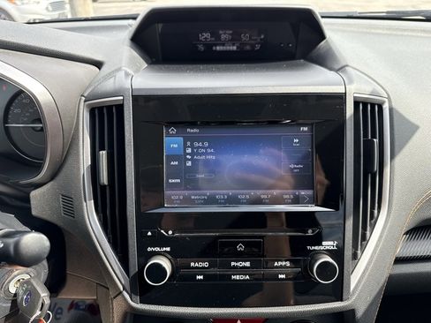 Used 2023 Subaru Crosstrek 2.0i Premium image 23