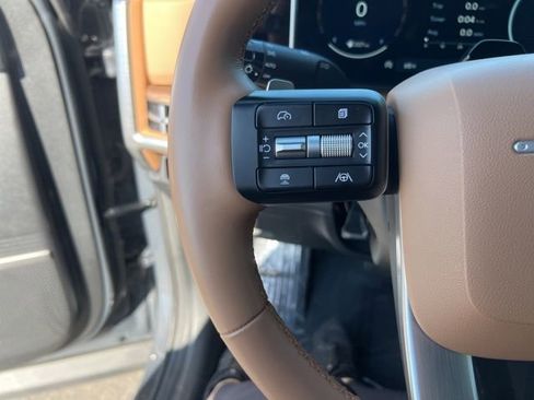 Used 2025 Hyundai Santa Fe Limited image 14