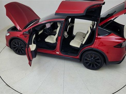 Used 2023 Tesla Model X image 81