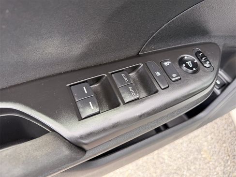 Used 2019 Honda Civic EX image 14