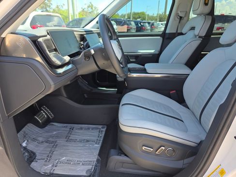 Used 2022 Rivian R1T Adventure AWD/4WD image 27