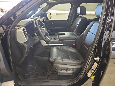 Used 2022 Toyota Tundra Platinum image 9