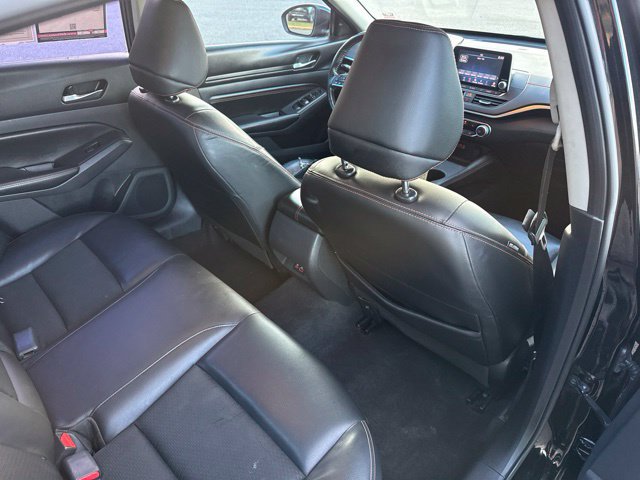 Used 2022 Nissan Altima 2.5 SR w/ Midnight Edition Package FWD image 17