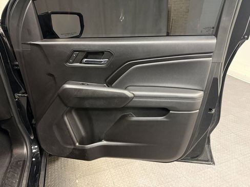 Used 2023 Chevrolet Colorado LT w/ LT Convenience Package image 15