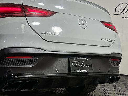 Used 2024 Mercedes-Benz GLE 63 AMG S w/ Driver Assistance Package image 27