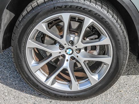 Used 2024 BMW X5 xDrive40i image 12