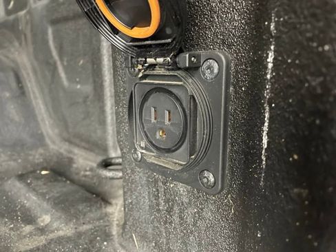 Certified 2021 Chevrolet Silverado 1500 LT Trail Boss w/ Convenience Package II image 15