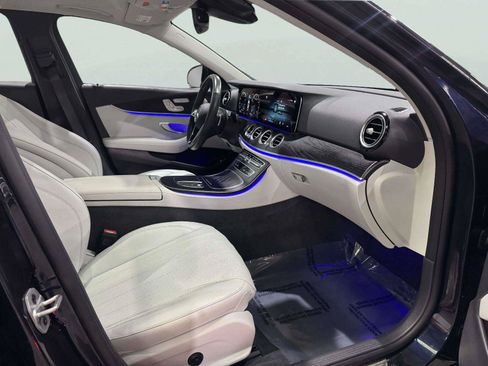 Used 2022 Mercedes-Benz E 350 4MATIC Sedan image 36
