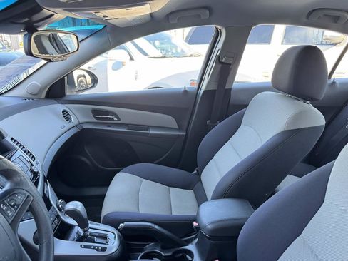 Used 2012 Chevrolet Cruze LS w/ Connectivity Package FWD image 32