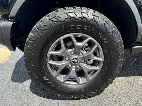 Certified 2025 Ford Bronco Badlands AWD/4WD image 11