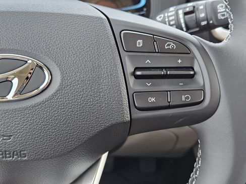 New 2026 Hyundai Venue SEL FWD image 29