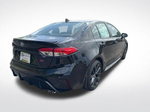 New 2026 Toyota Corolla SE FWD image 5