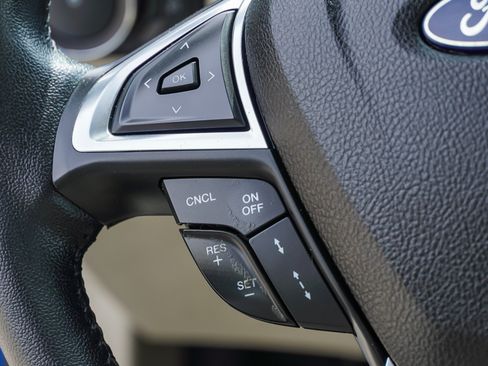 Used 2020 Ford Fusion SEL FWD image 35