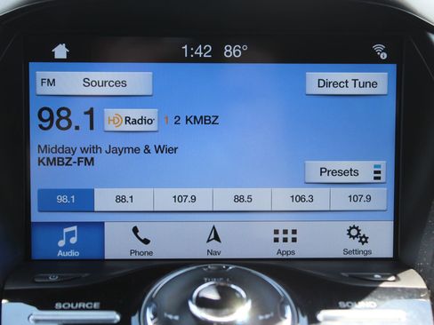 Used 2017 Ford Escape Titanium FWD image 40