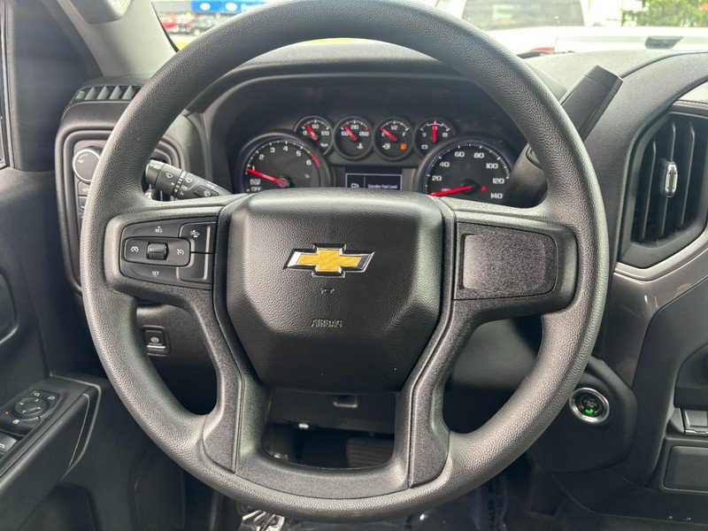 Used 2023 Chevrolet Silverado 1500 Custom AWD/4WD image 15