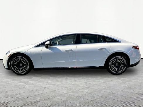 Used 2022 Mercedes-Benz EQS 580 4MATIC Sedan image 4