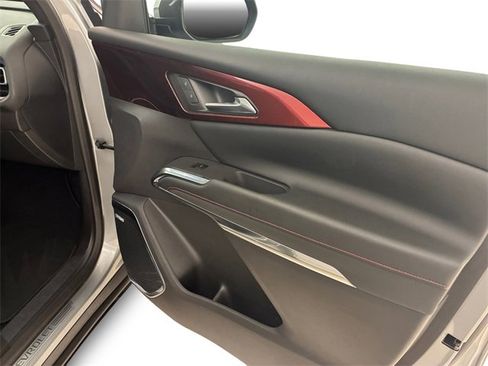 Used 2024 Chevrolet Traverse Z71 w/ Enhanced Driving Package image 15