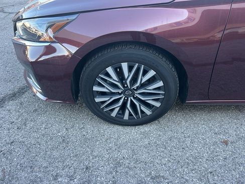 Used 2023 Nissan Altima 2.5 SV image 8