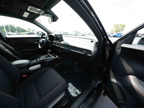 Used 2024 Honda HR-V Sport image 26
