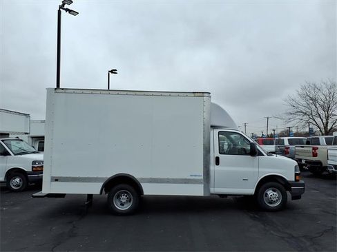 New 2025 Chevrolet Express 3500 w/ Power Convenience Package image 2