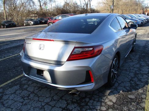 Used 2017 Honda Accord EX image 3