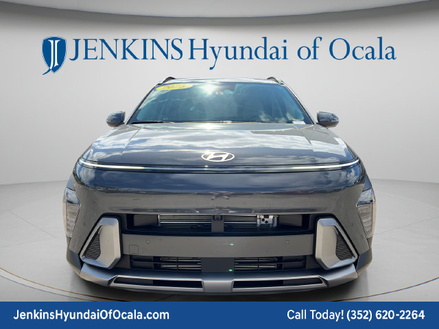 Certified 2025 Hyundai Kona Limited FWD image 9