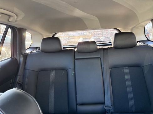 Used 2025 MAZDA CX-50 AWD 2.5 S w/ Preferred Package image 21