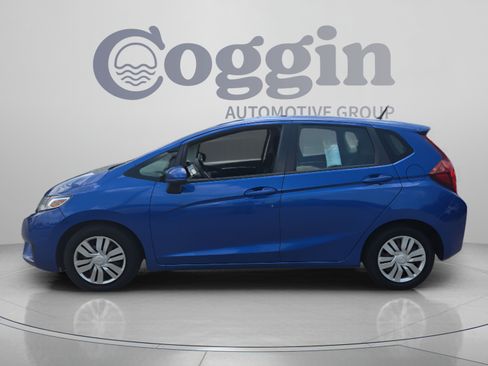 Used 2015 Honda Fit LX image 2