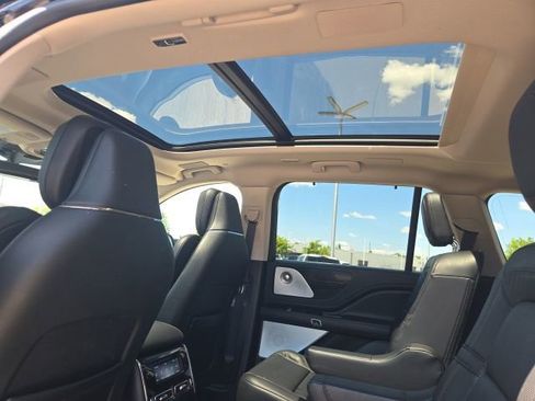 Certified 2024 Lincoln Aviator Reserve w/ Equipment Group 201A AWD/4WD image 7