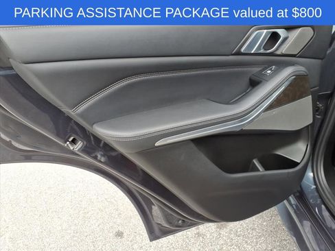 Used 2022 BMW X5 M50i w/ Executive Package image 11