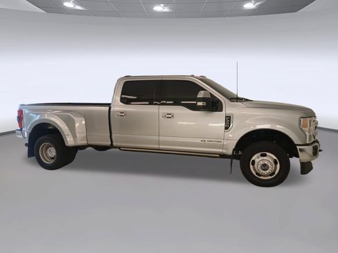 Used 2022 Ford F350 Lariat w/ Lariat Ultimate Package AWD/4WD image 5