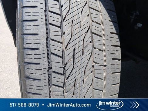 Used 2025 GMC Yukon Denali AWD/4WD image 4