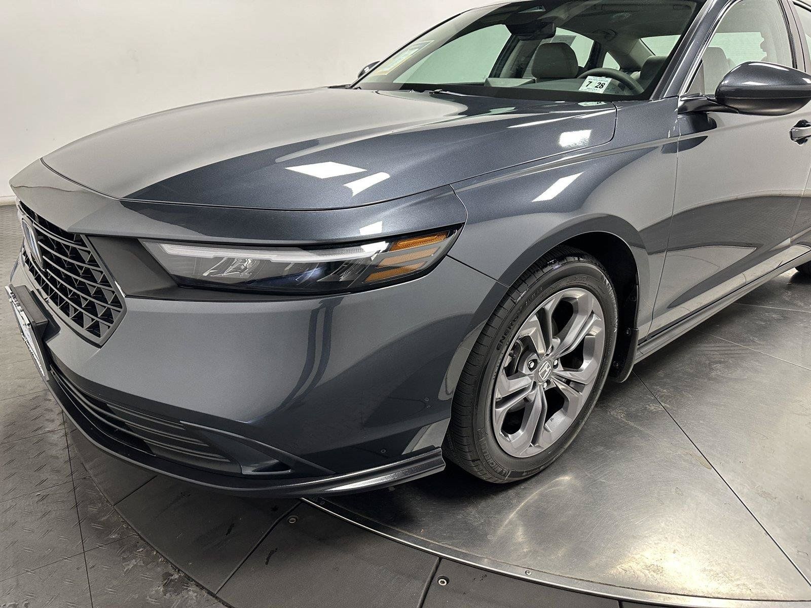 Certified 2023 Honda Accord EX image 7