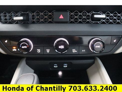 Certified 2025 Honda Accord SE image 16