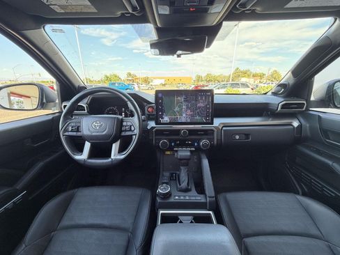 Used 2025 Toyota 4Runner TRD Off-Road Premium w/ Tow Technology Package AWD/4WD image 27
