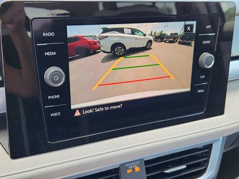 New 2026 Volkswagen Taos SE AWD/4WD image 15