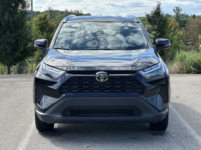 Used 2025 Toyota RAV4 XLE FWD image 27