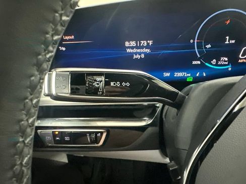Certified 2024 Cadillac Lyriq Luxury AWD/4WD image 35