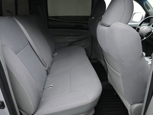 Used 2011 Toyota Tacoma 4x4 Double Cab w/ TRD Sport Pkg image 10