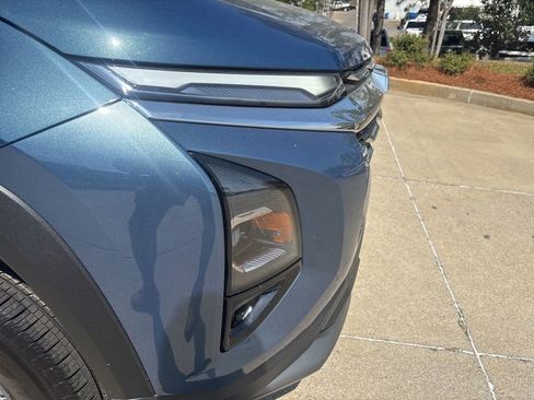 New 2026 Chevrolet Equinox LT w/ Safety and Technology Package FWD image 4
