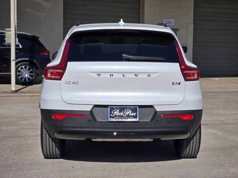 New 2026 Volvo XC40 B5 Plus w/ Protection Package Premier image 8