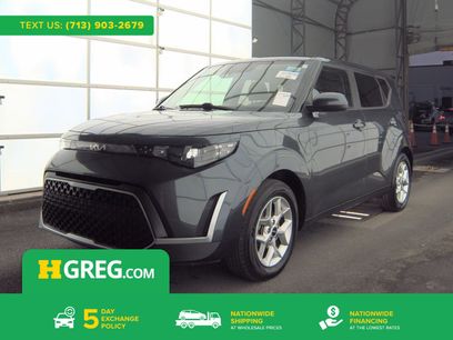 Used 2023 Kia Soul LX w/ Option Group 015