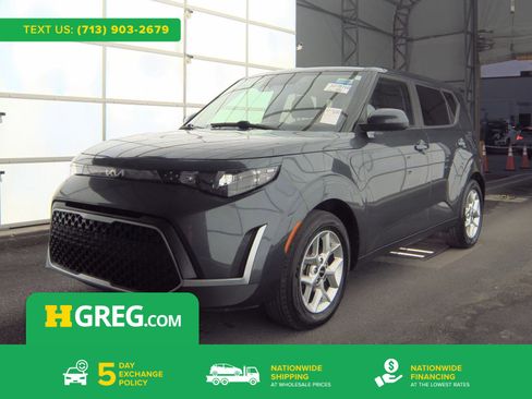 Used 2023 Kia Soul LX w/ Option Group 015 FWD image 1