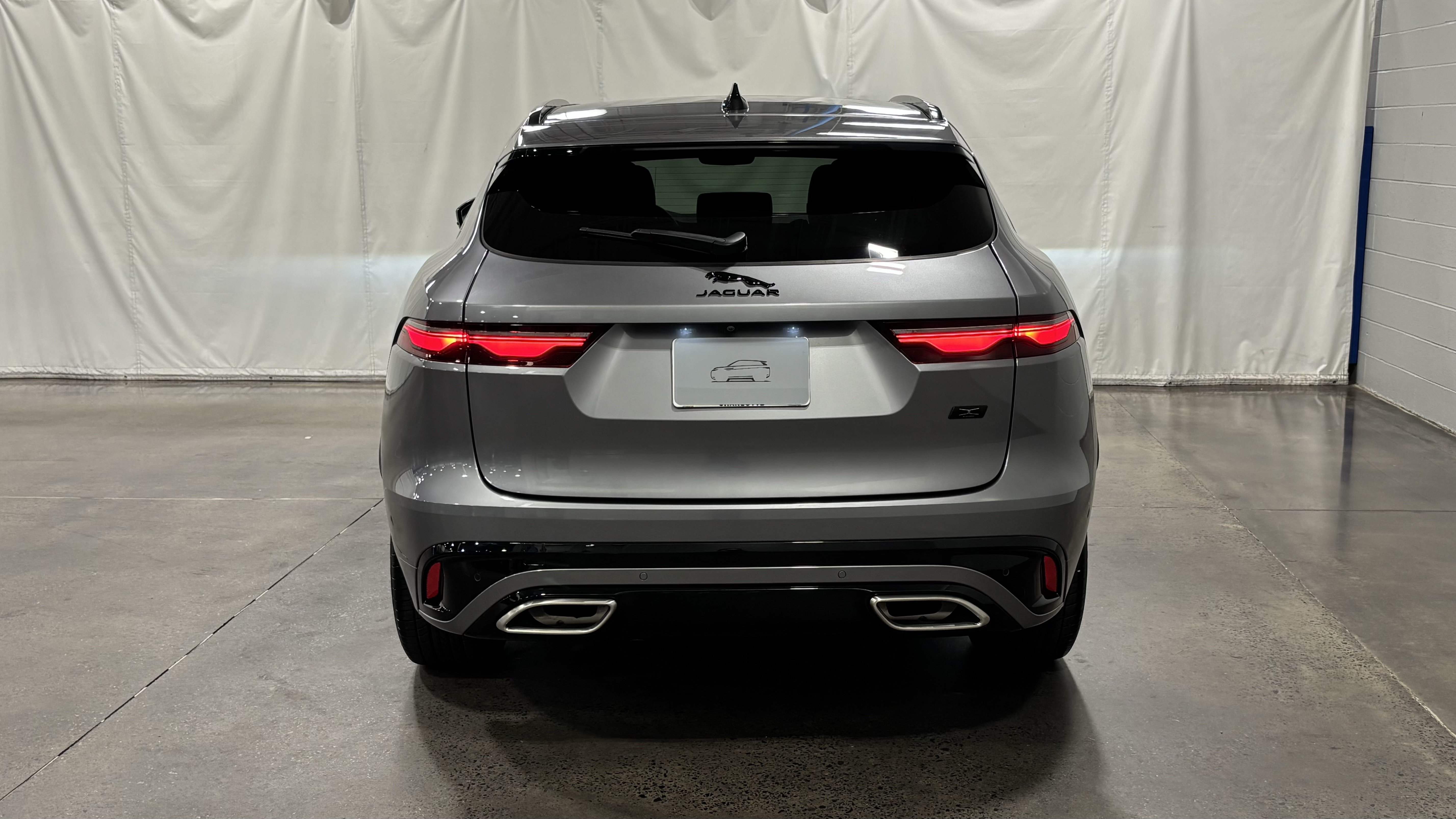 New 2026 Jaguar F-PACE R-Dynamic S AWD/4WD image 8