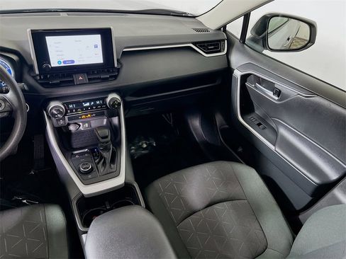 Certified 2025 Toyota RAV4 XLE image 21